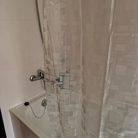 Piso Bertamiráns Apartman
